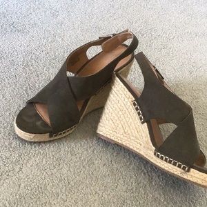 Woman’s sandals